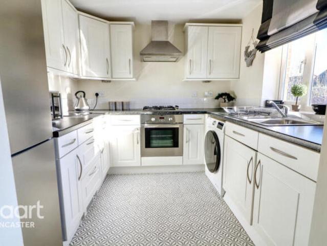 Property for sale in Scawthorpe, South Yorkshire