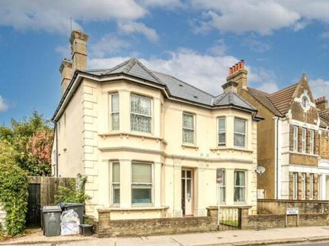 House for sale in Surrey