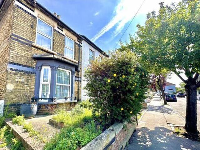 House for sale in Surrey, England