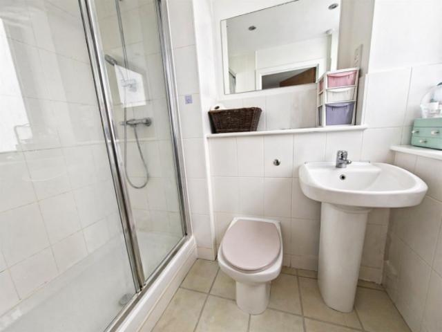 Apartment for sale in Northampton, Northamptonshire