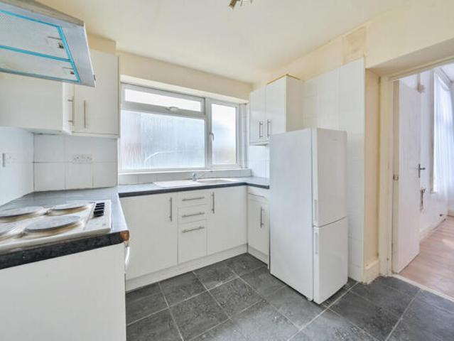 Apartment for sale in London Borough of Croydon, South Norwood
