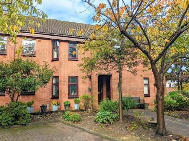 House for sale in Westoe, South Shields