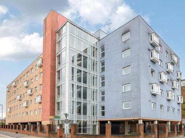 House for sale in Barton Stacey, Hampshire