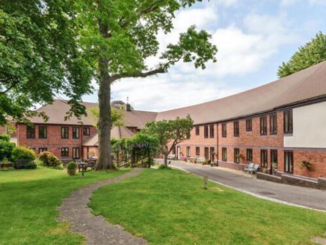 House for sale in Barton Stacey, Hampshire