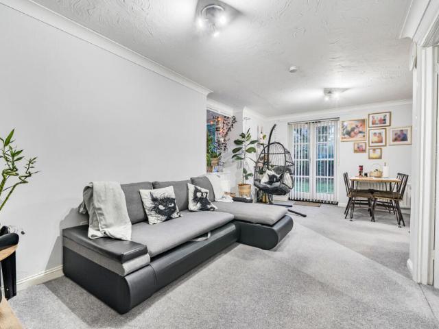 Apartment for sale in Reading