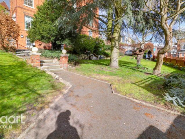 Apartment for sale in New Boultham, Lincoln