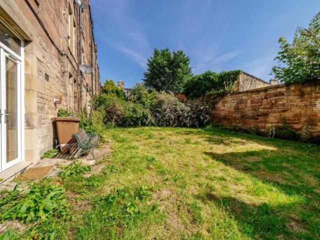 Apartment for sale in Morningside, Scotland