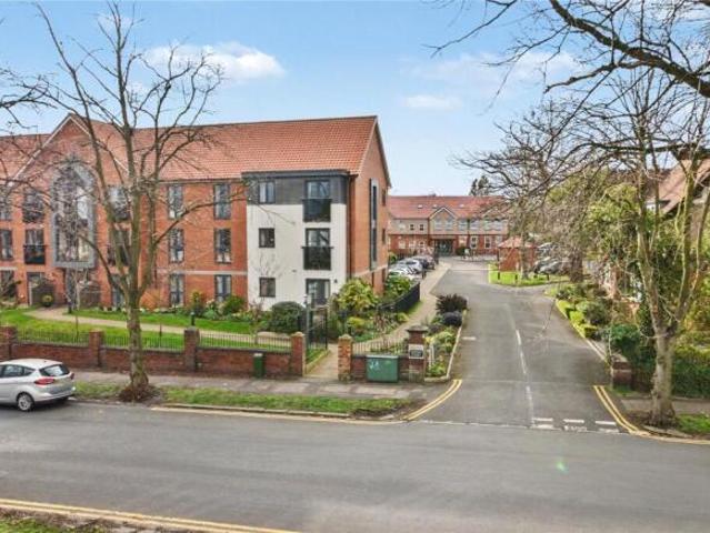Apartment for sale in Kedleston, East Midlands