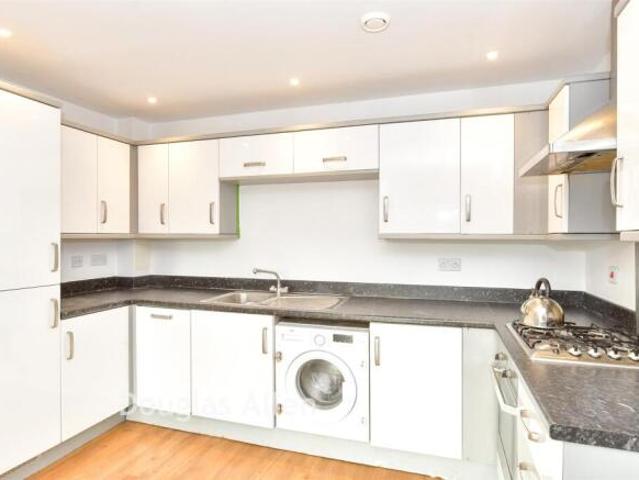 Apartment for sale in St James, Sandown Park