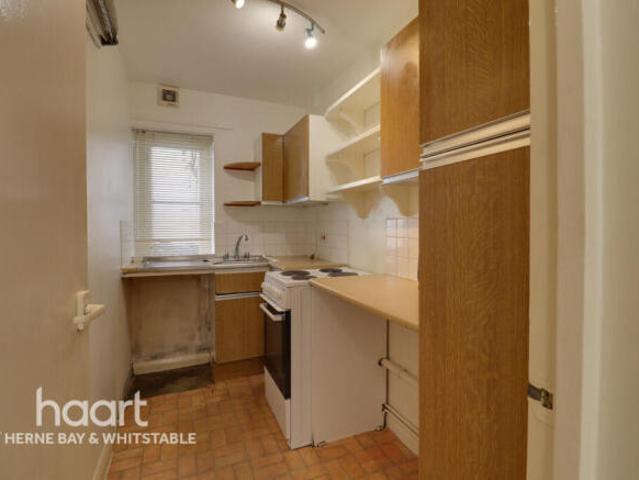 Apartment for sale in The Bridge, Kent