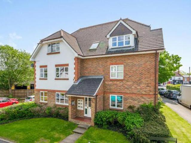 House for sale in Surrey, England