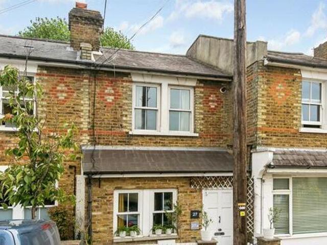 House for sale in Isleworth, Greater London