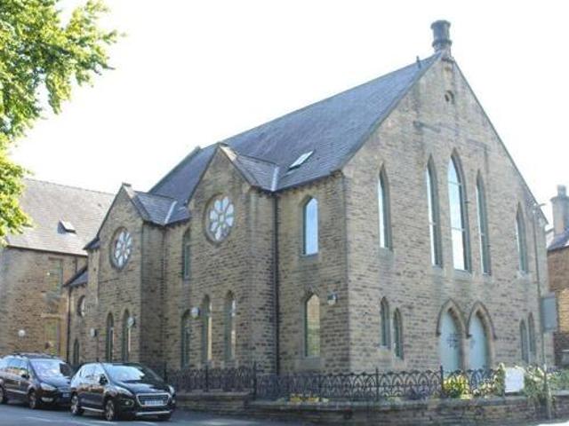 House for sale in Charlesworth, East Midlands