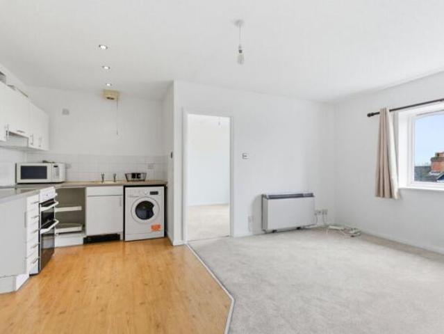 Apartment for sale in St Albans, Five Acres