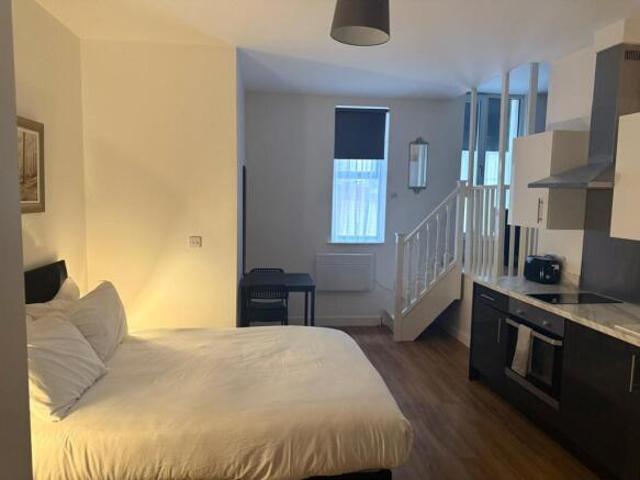 Apartment for sale in Calderstones