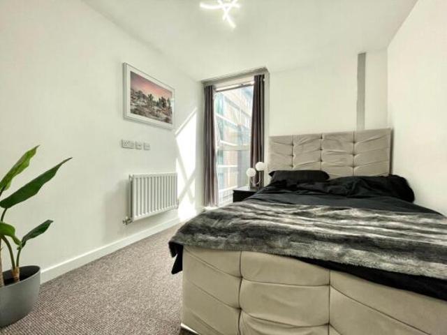 Apartment for sale in Milton Keynes