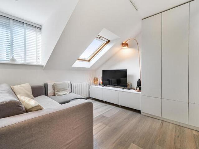 Apartment for sale in Cambridge, Cambridgeshire and Peterborough