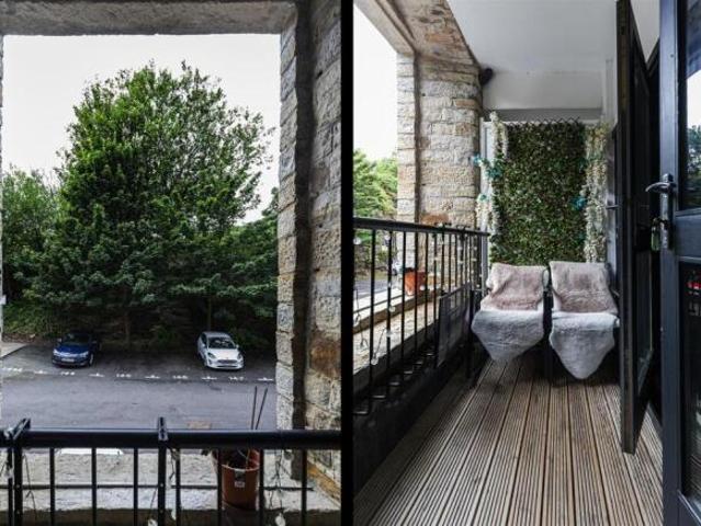 Apartment for sale in Longwood, Kirklees