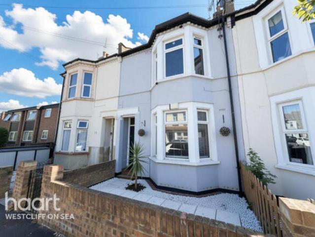Apartment for sale in Alton Barnes, Essex