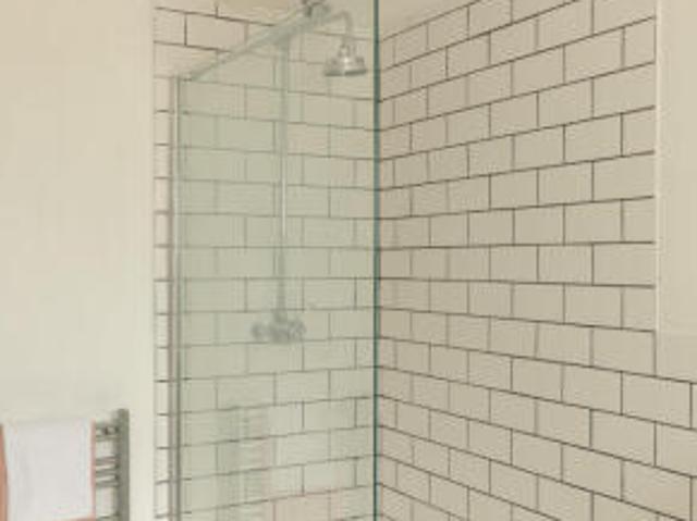 Apartment for sale in Peckham, Greater London