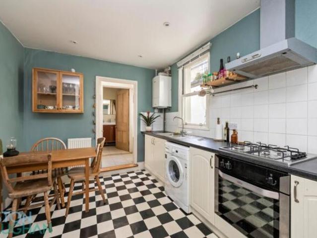 Apartment for sale in East Sussex