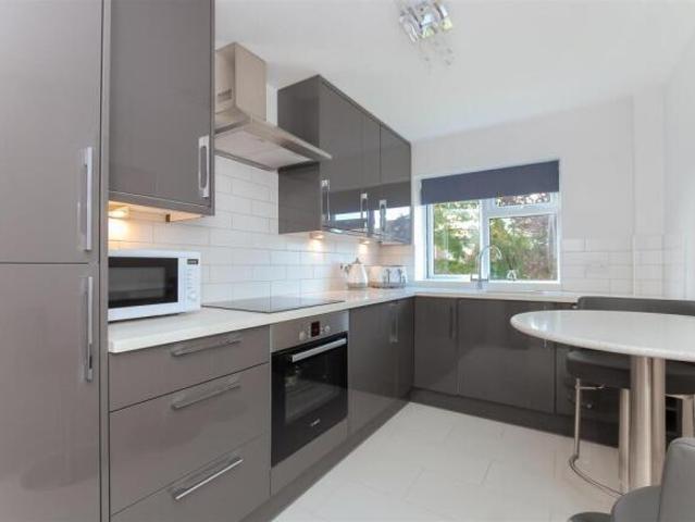 Apartment for sale in Slough