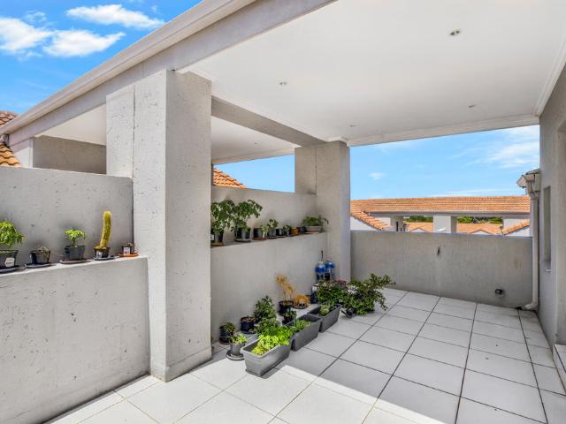 Apartment for sale in Sunninghill, Sandton