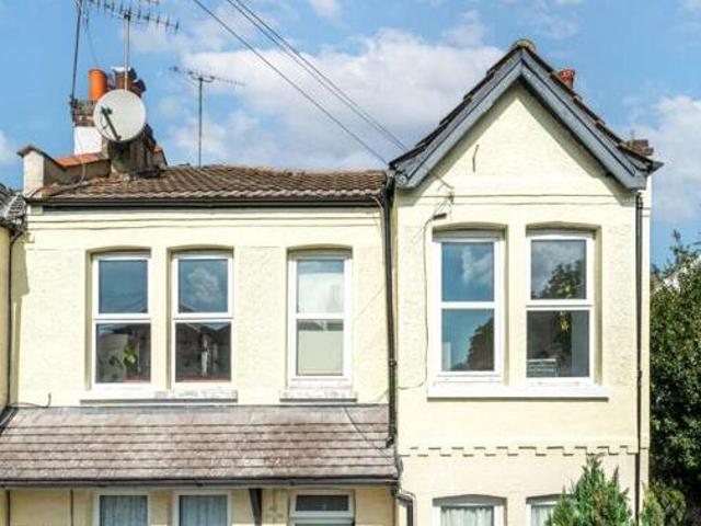 House for sale in Surrey, England