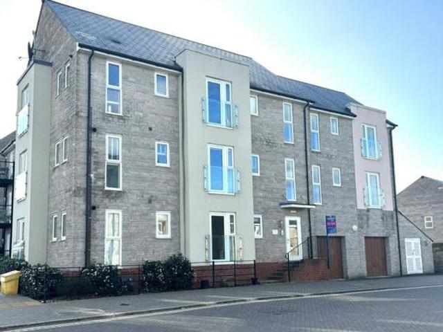 House for sale in Swindon