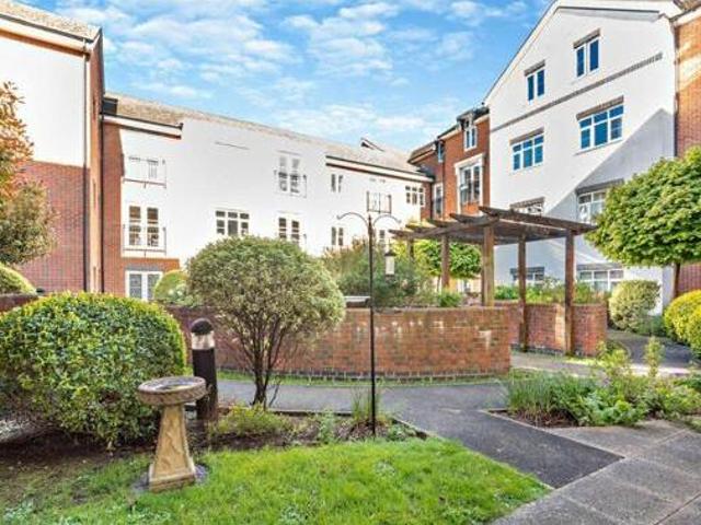 House for sale in Thatcham, West Berkshire