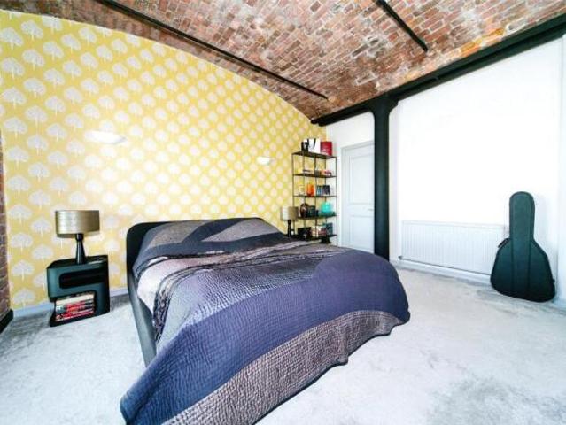 Apartment for sale in Calderstones