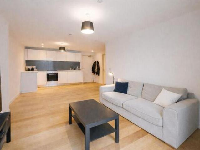 Apartment for sale in M4 Van Centre, Liddington