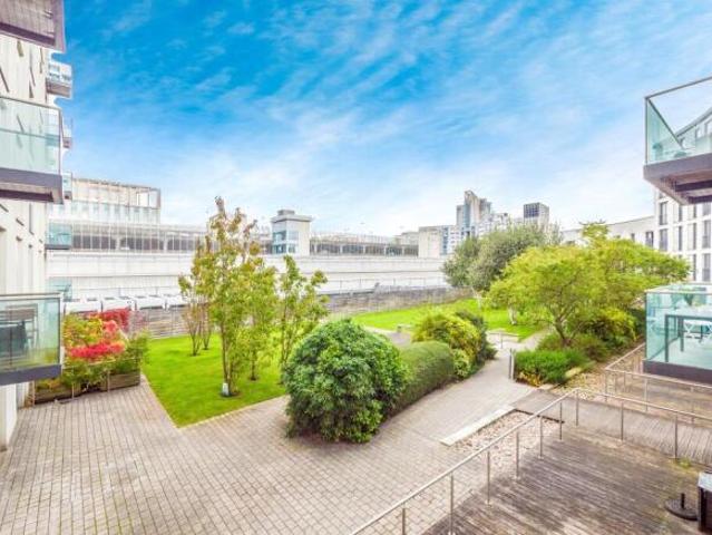 Apartment for sale in City Centre, Falcon Lodge