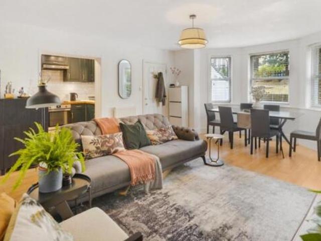 Apartment for sale in London Borough of Bromley, Greater London