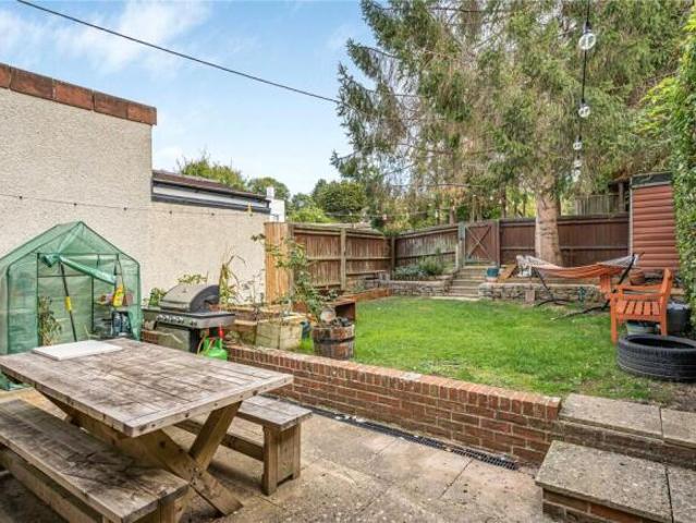Apartment for sale in Helford, Hampshire