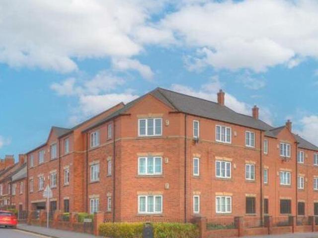 House for sale in Kettlebrook, Staffordshire