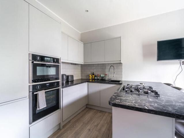 Apartment for sale in Cat Hill