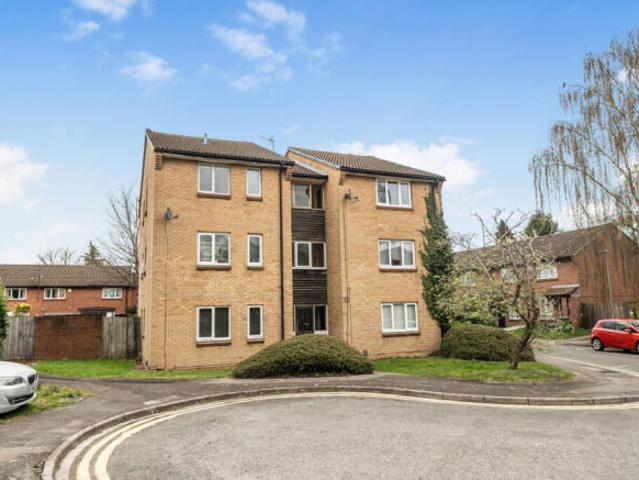 Apartment for sale in Golden Valley, Gloucestershire