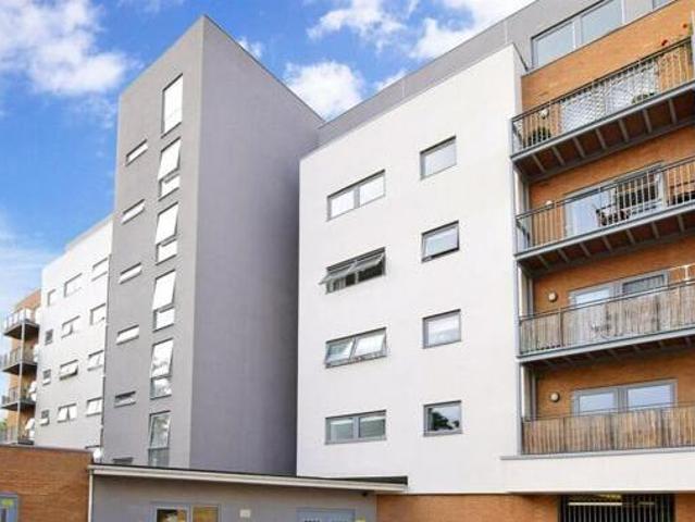 House for sale in Brook Street, Bourne Vale