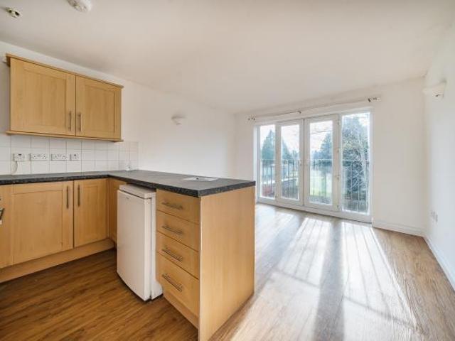 Apartment for sale in Epping, Essex