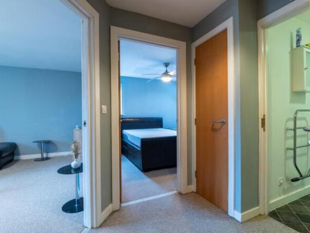 Apartment for sale in Swindon