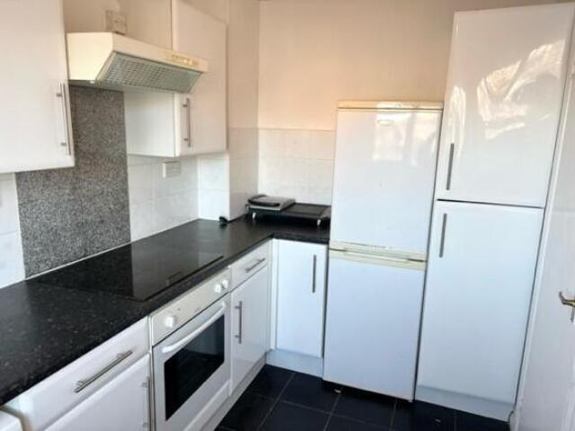 Apartment for sale in SA1 Swansea Waterfront, Nangreaves