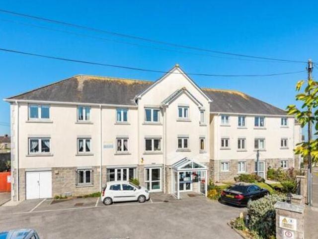 House for sale in Roseworthy, Cornwall