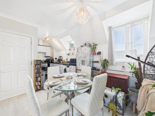 Apartment for sale in Fox Elms, Gloucester