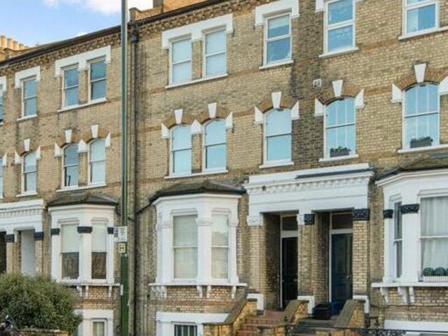 House for sale in Twickenham, Greater London