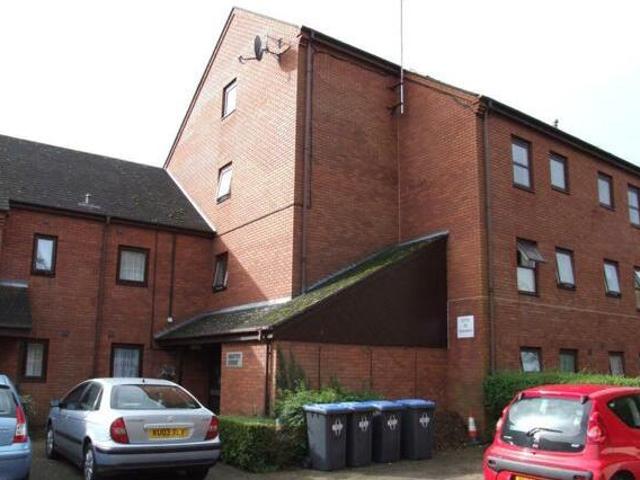 House for sale in Rugby, Warwickshire
