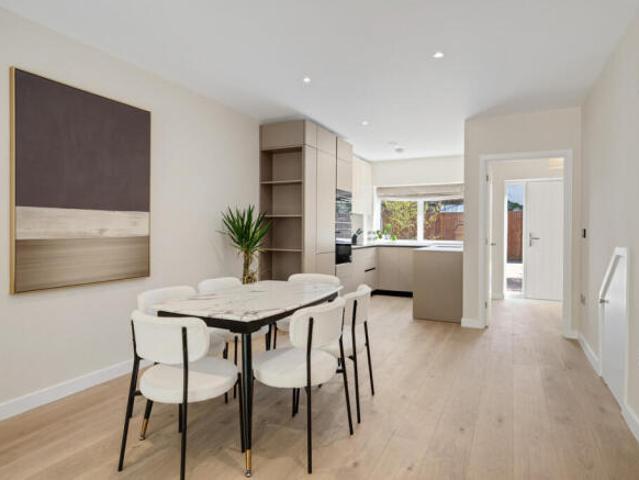 Apartment for sale in Green Close, Warwickshire