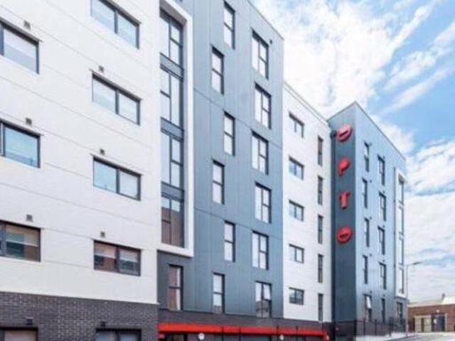 House for sale in Luton