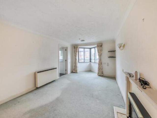Apartment for sale in St Albans, Five Acres