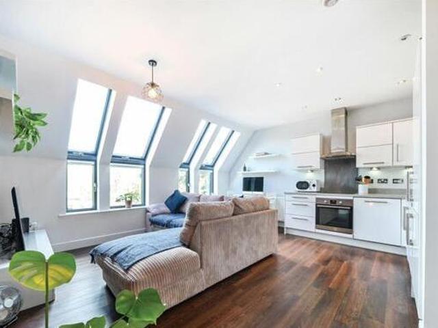 House for sale in Uxbridge, Greater London